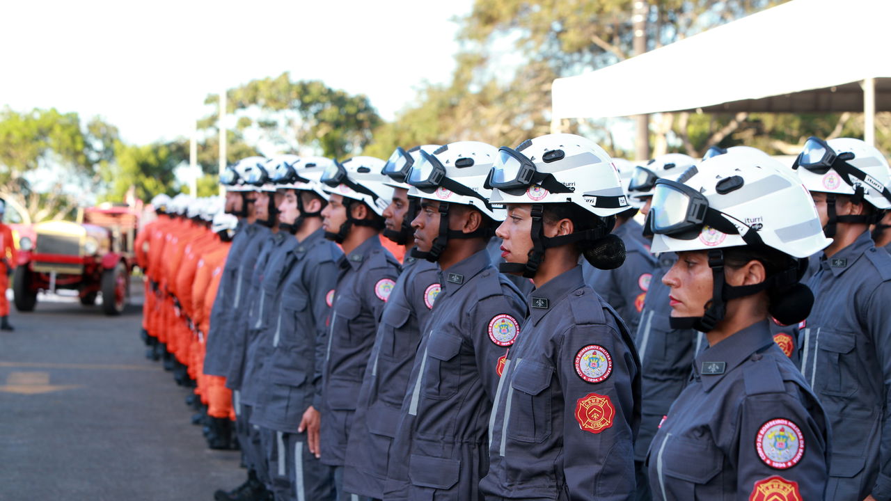Concurso Bombeiros CE 2025 Oferece 450 Vagas com Salário de R$ 5,8 Mil