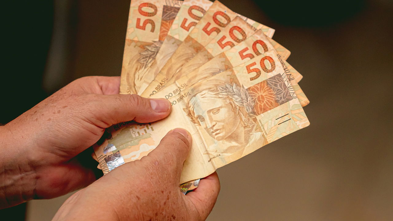 Caixa Econômica Federal libera até R$ 1.518 para trabalhadores em maio e surpreende o país