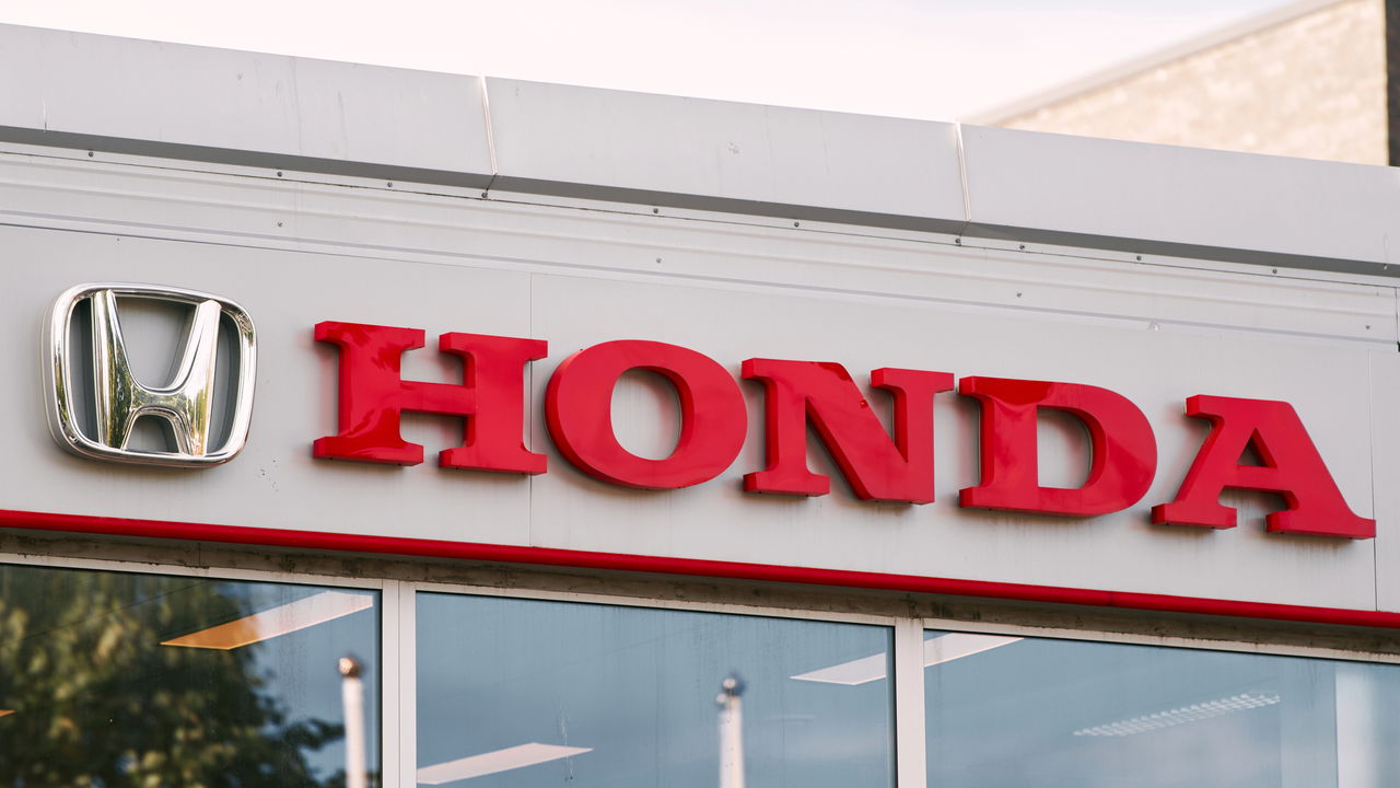 Modelo da Honda custa R$ 12.500 e faz até 40 km por litro de combustível