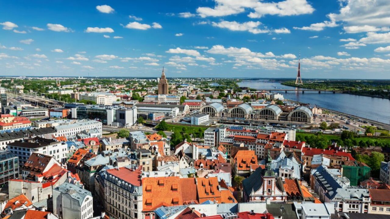 A beleza inesperada de Riga está encantando quem busca cultura e história