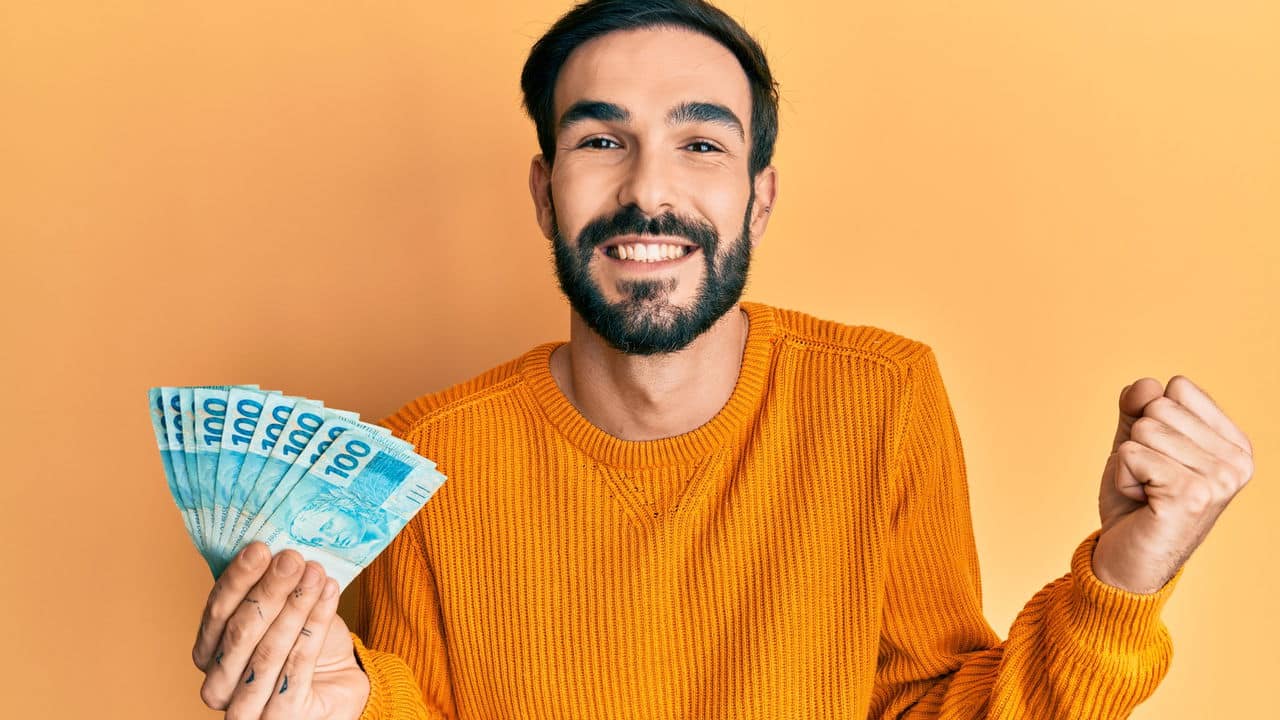 Quem trabalha nessas áreas chega a R$ 20 mil por mês rapidamente