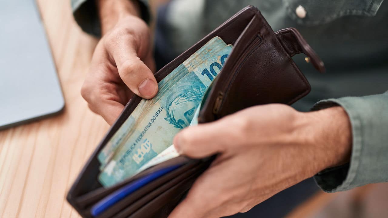 Profissões com menor carga horária e maiores salários