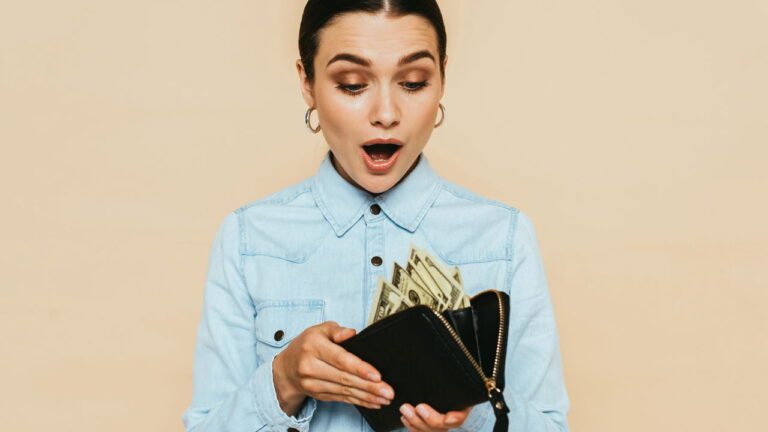 Cada vez mais brasileiros estão simplificando suas finanças por este motivo