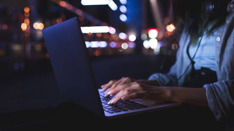 Os melhores notebooks custo-benefício para gamers e devs em 2025